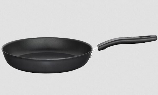 FISKARS PATELNIA 26cm FUNCTIONAL FORM ALUMINIOWA DO KUCHENEK CERAMICZNYCH